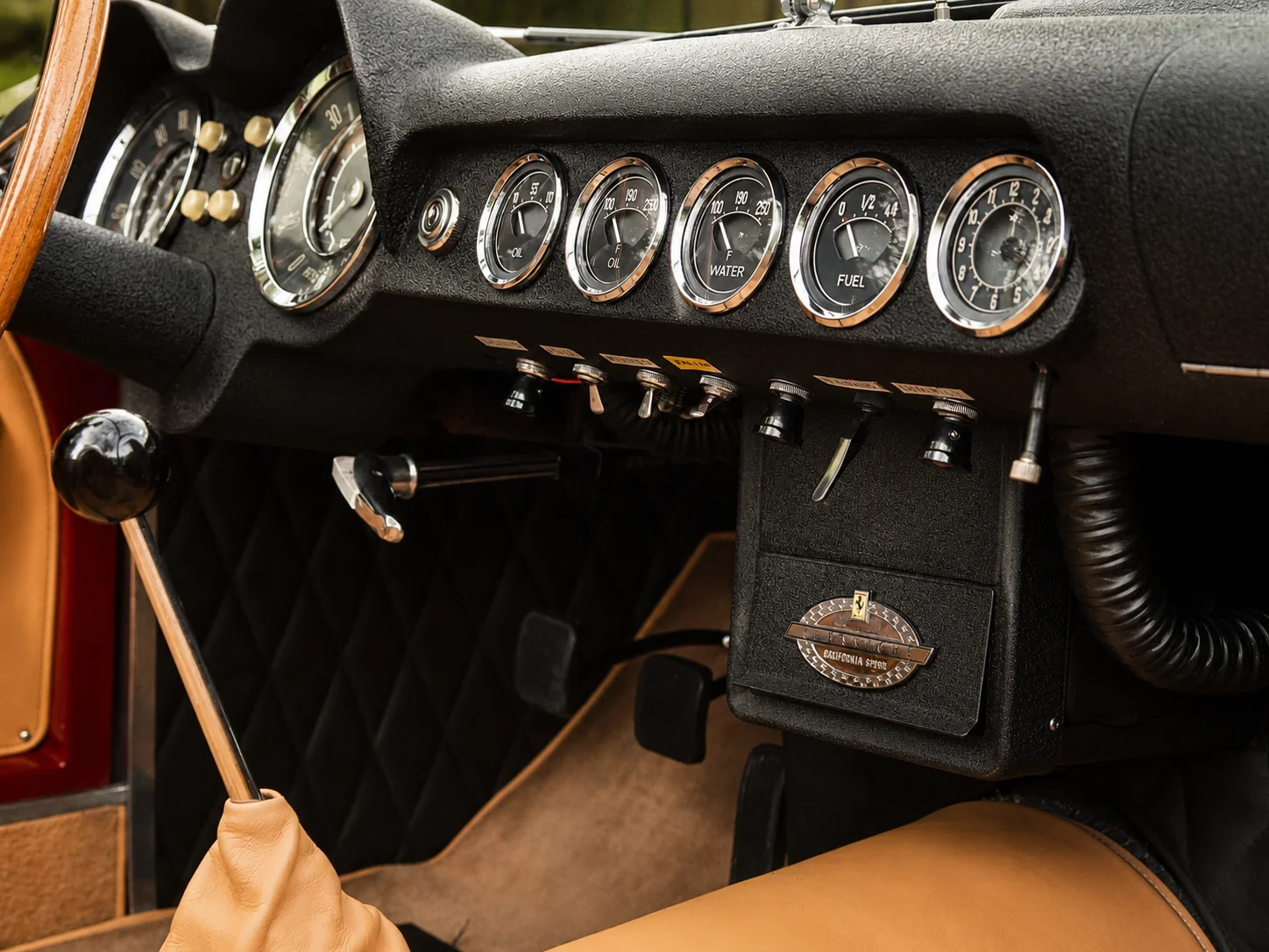 1958 Ferrari 250 GT California Spyder — gallery view 32