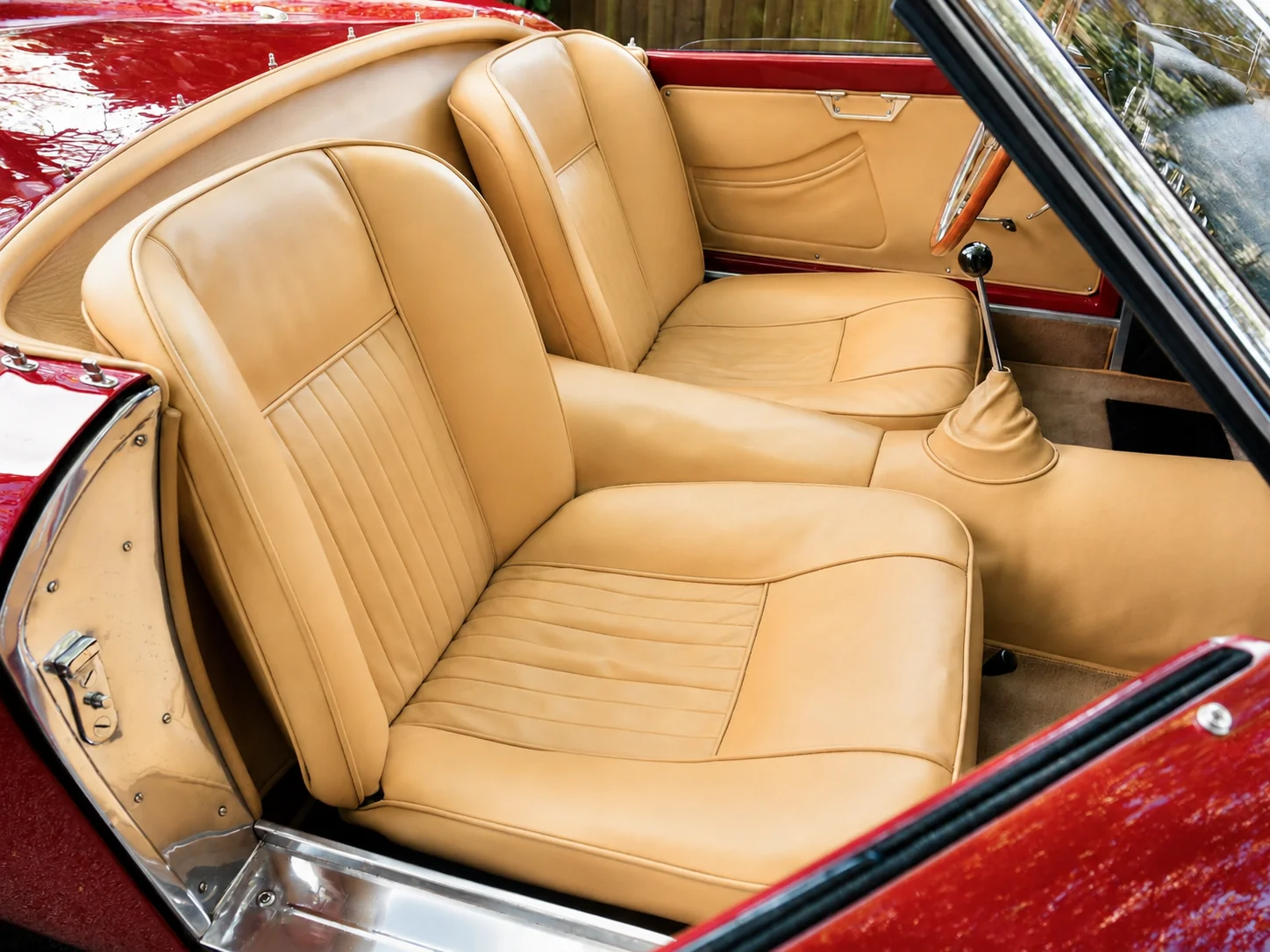 1958 Ferrari 250 GT California Spyder — gallery view 37