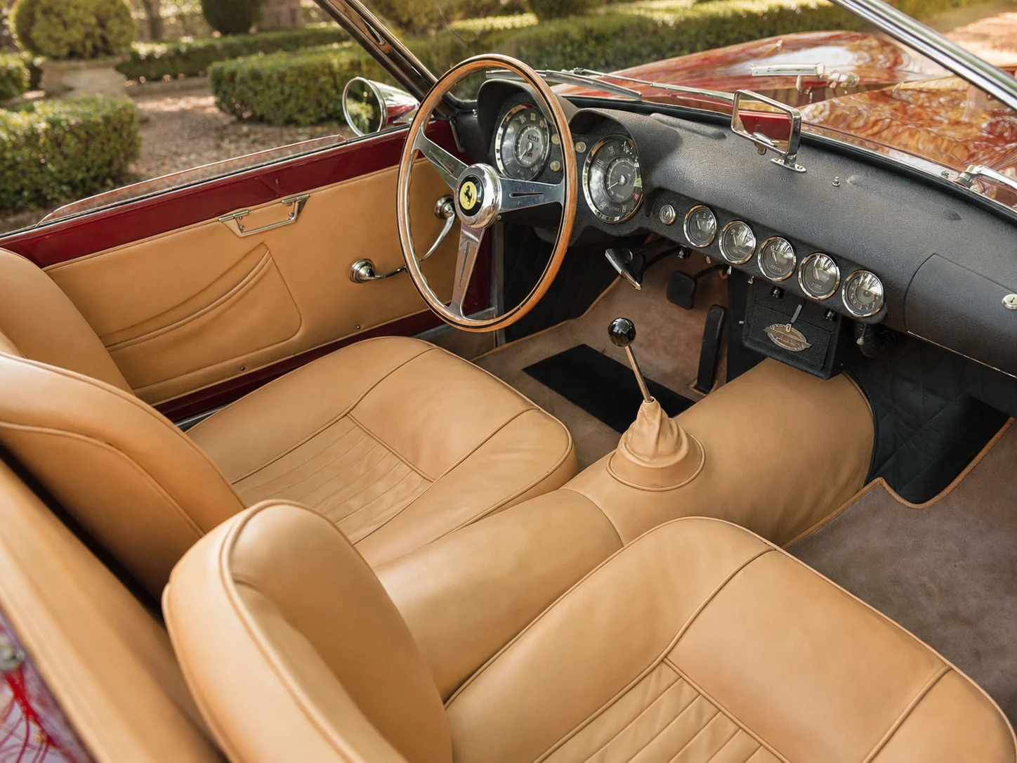 1958 Ferrari 250 GT California Spyder — gallery view 41